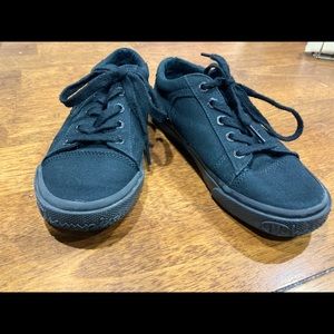 Champion sneakers size 3